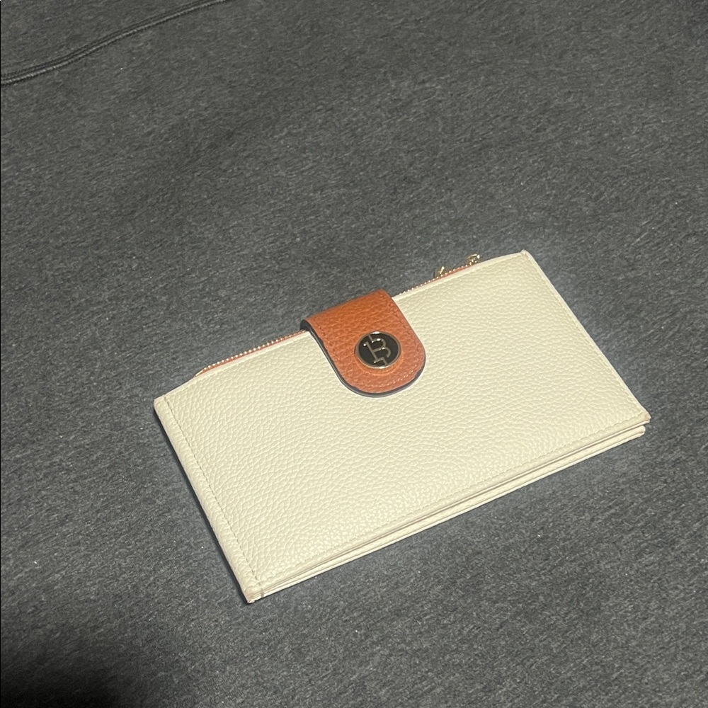 Chic Cream and Tan Wallet